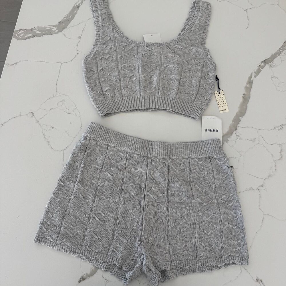 NWT Forever 21 matching gray heart lounge set - medium - knit two piece